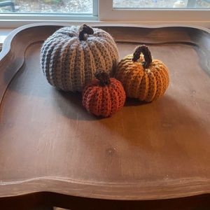 SOLD🎃Set of 3,made by me,crocheted decor pumpkins